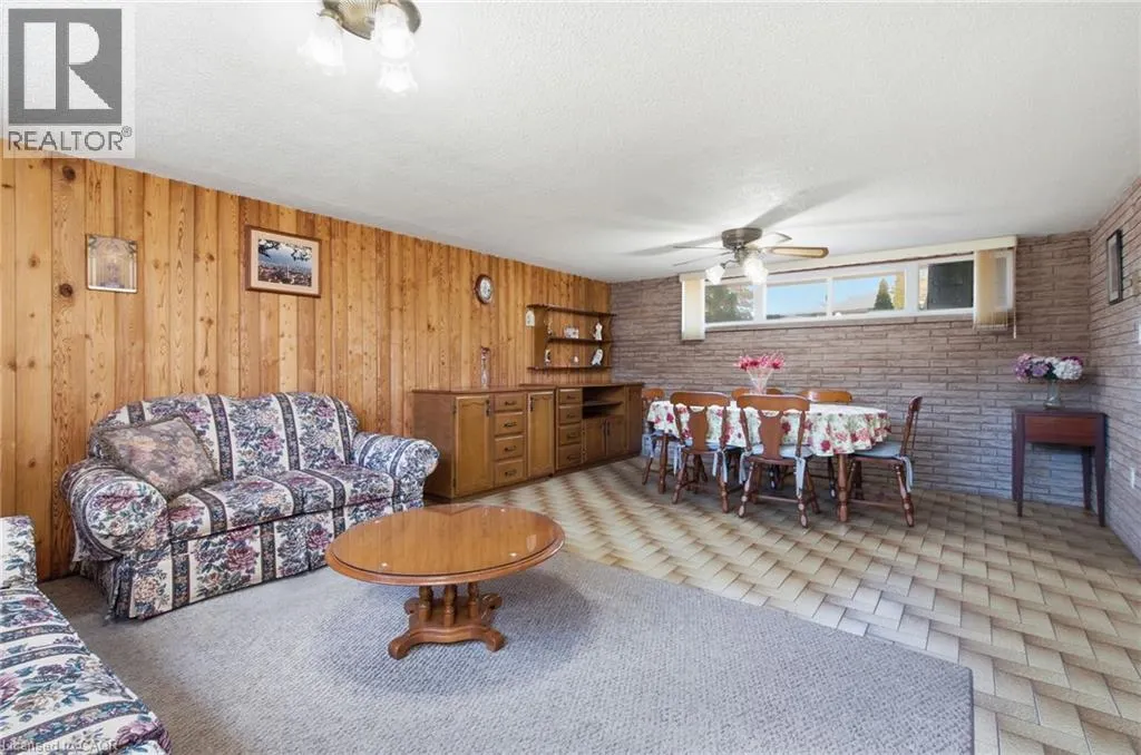 14 GENEVA Drive