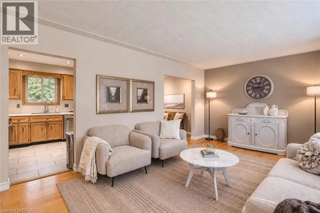 127 MIDLAND Drive