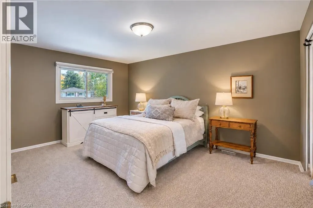 127 MIDLAND Drive