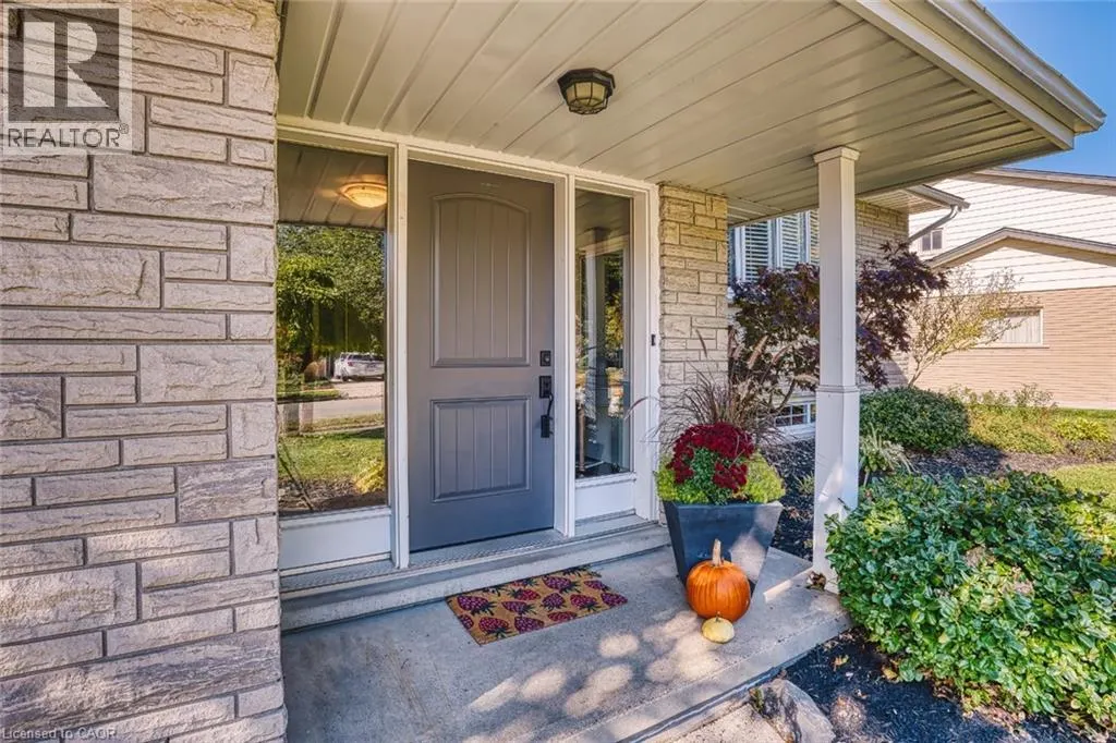 127 MIDLAND Drive