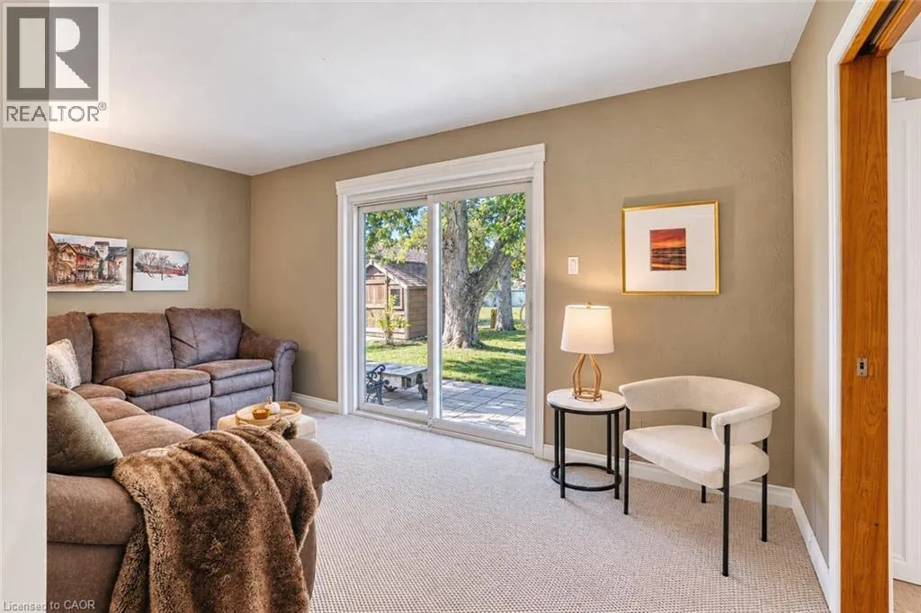 127 MIDLAND Drive