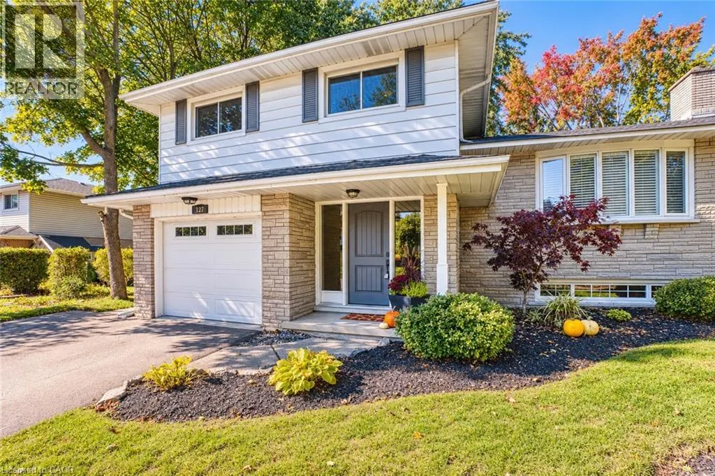 127 MIDLAND Drive