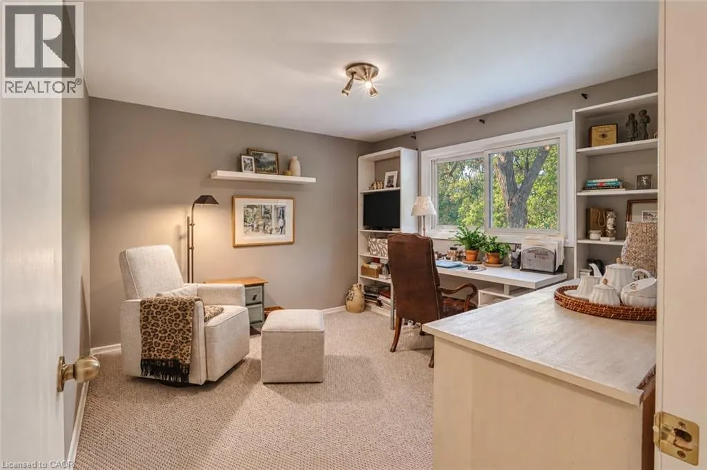 127 MIDLAND Drive