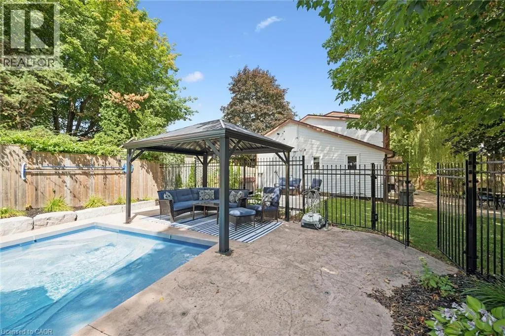 318 GUELPH Avenue