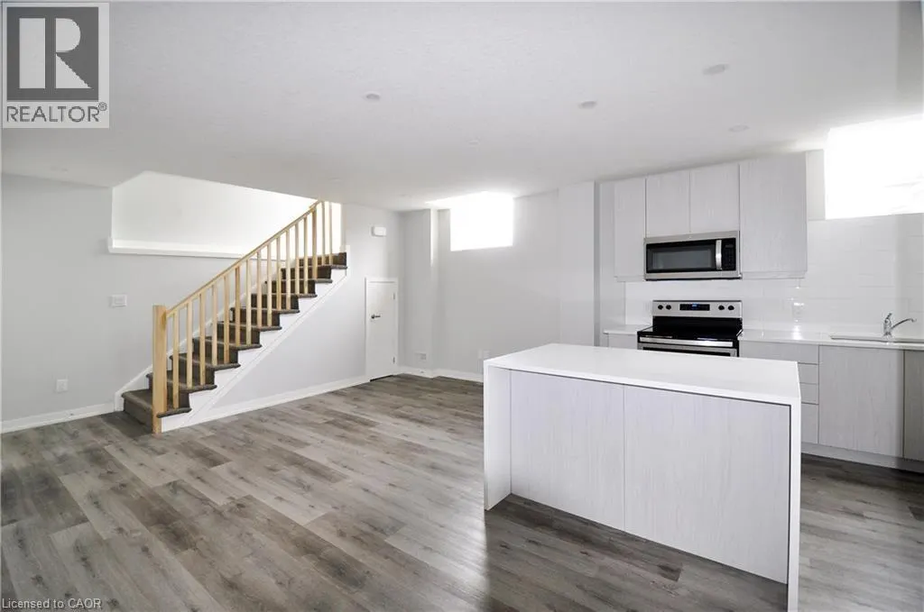 22 ST ANDREWS Street Unit# 1 #1