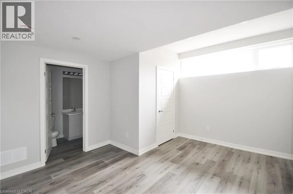 22 ST ANDREWS Street Unit# 1 #1