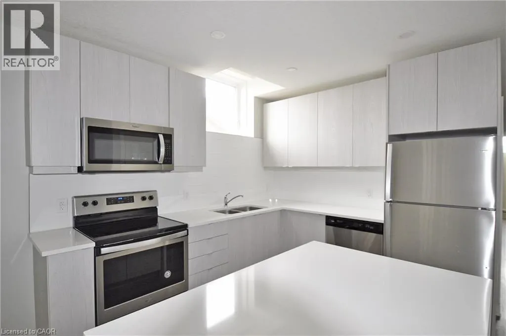 22 ST ANDREWS Street Unit# 1 #1