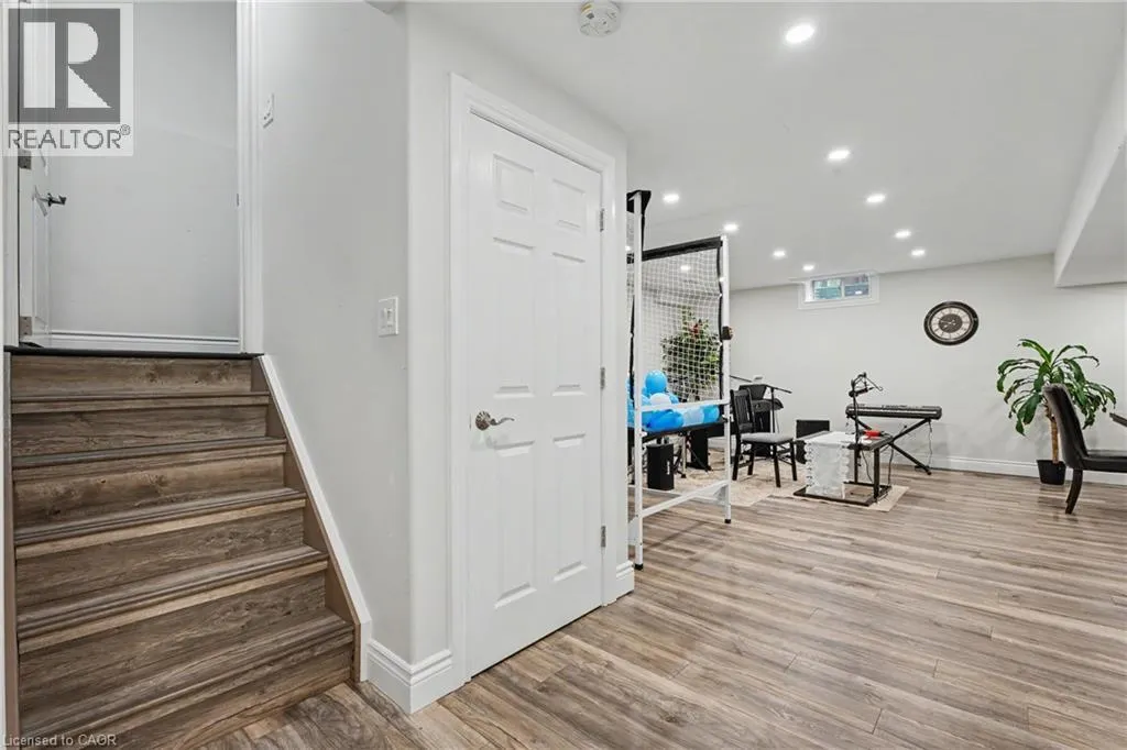 178 BOOKJANS Drive