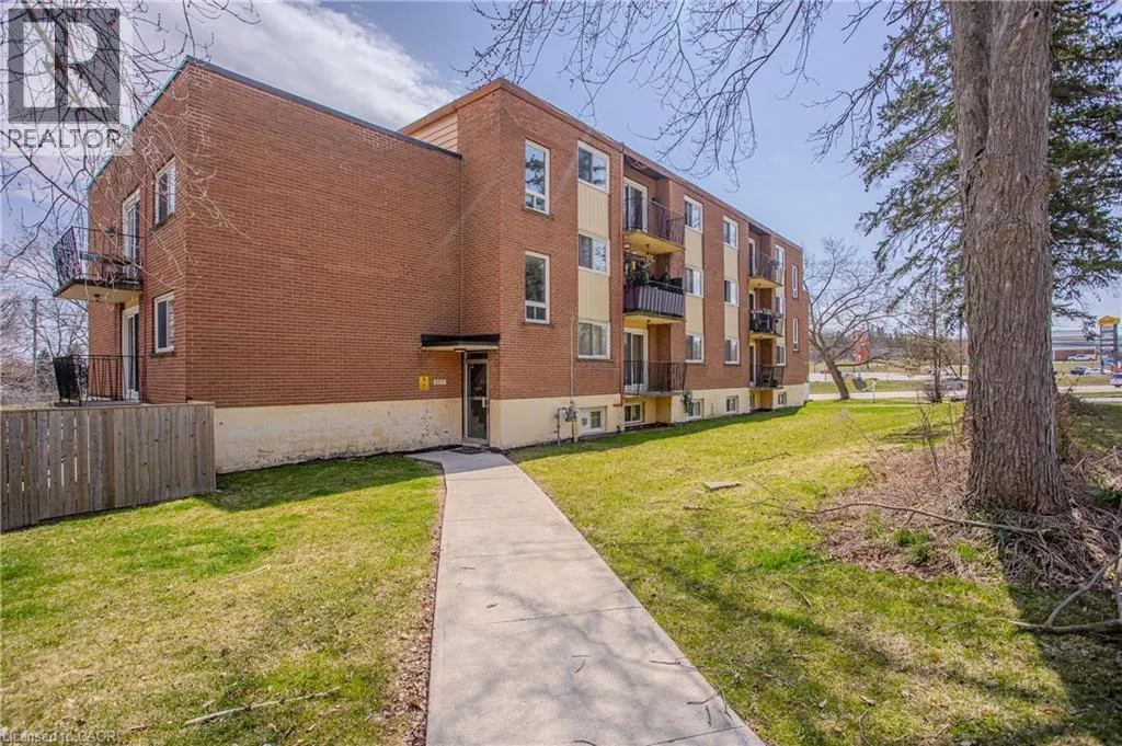 371 DALE Crescent Unit# 4 #4