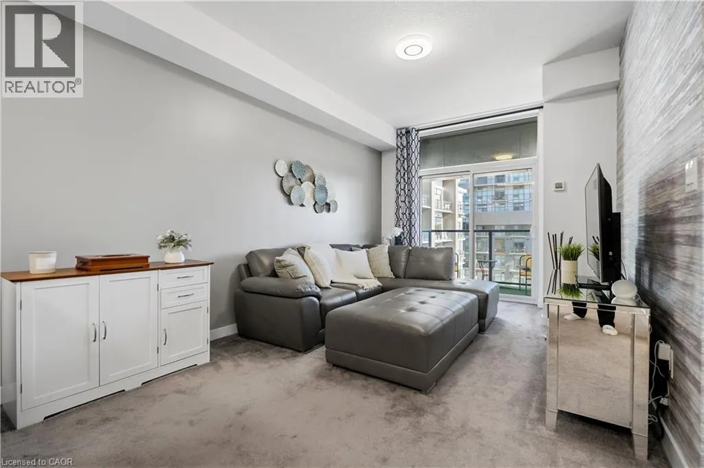 450 DUNDAS Street E Unit# 425 #425