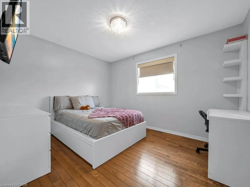 1244 LAURAND Street