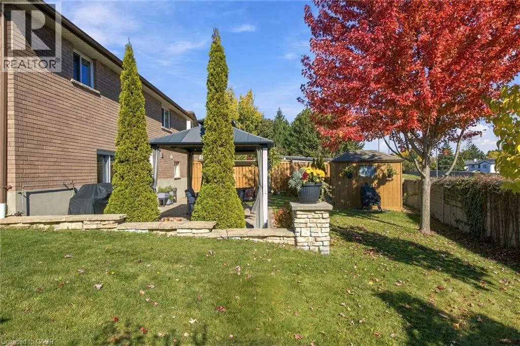 27 COSTAIN Court