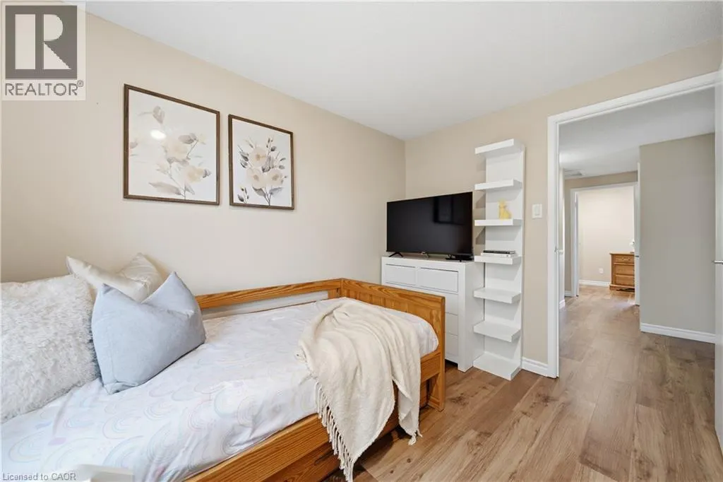 255 NORTHLAKE Drive Unit# 28 #28