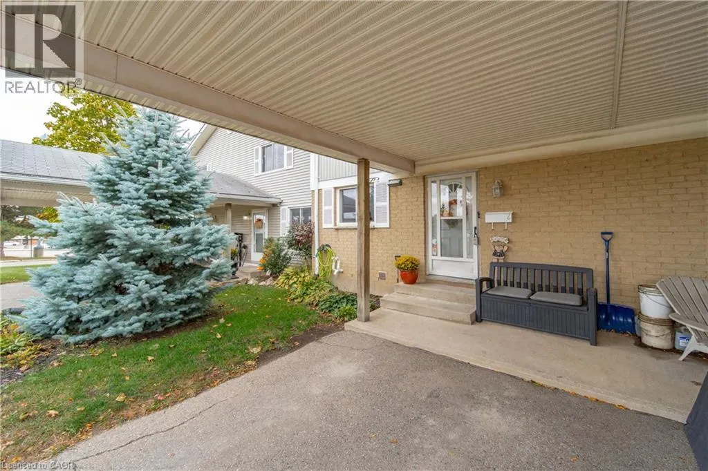 255 NORTHLAKE Drive Unit# 28 #28