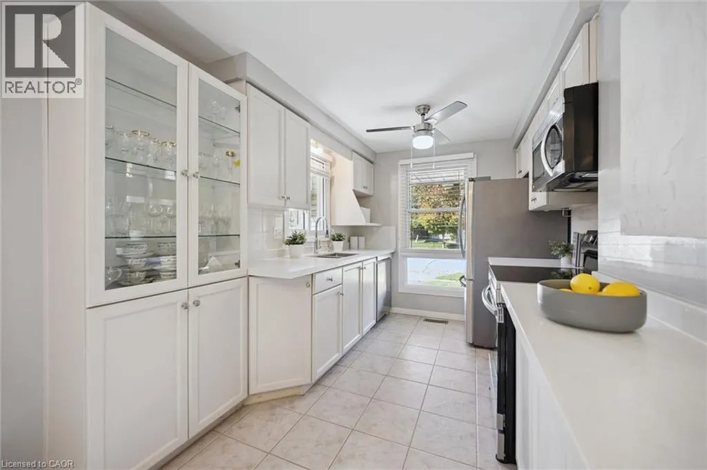 11 CALEDON Court