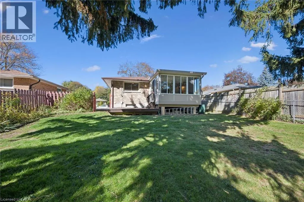 11 CALEDON Court