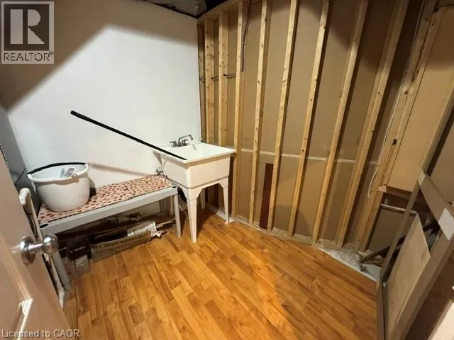2165 HIGHCLIFFE Way