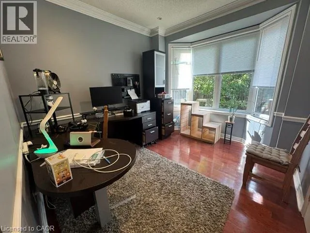 2165 HIGHCLIFFE Way
