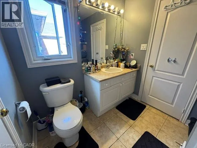 2165 HIGHCLIFFE Way