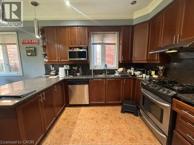 2165 HIGHCLIFFE Way