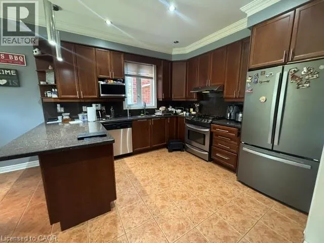 2165 HIGHCLIFFE Way