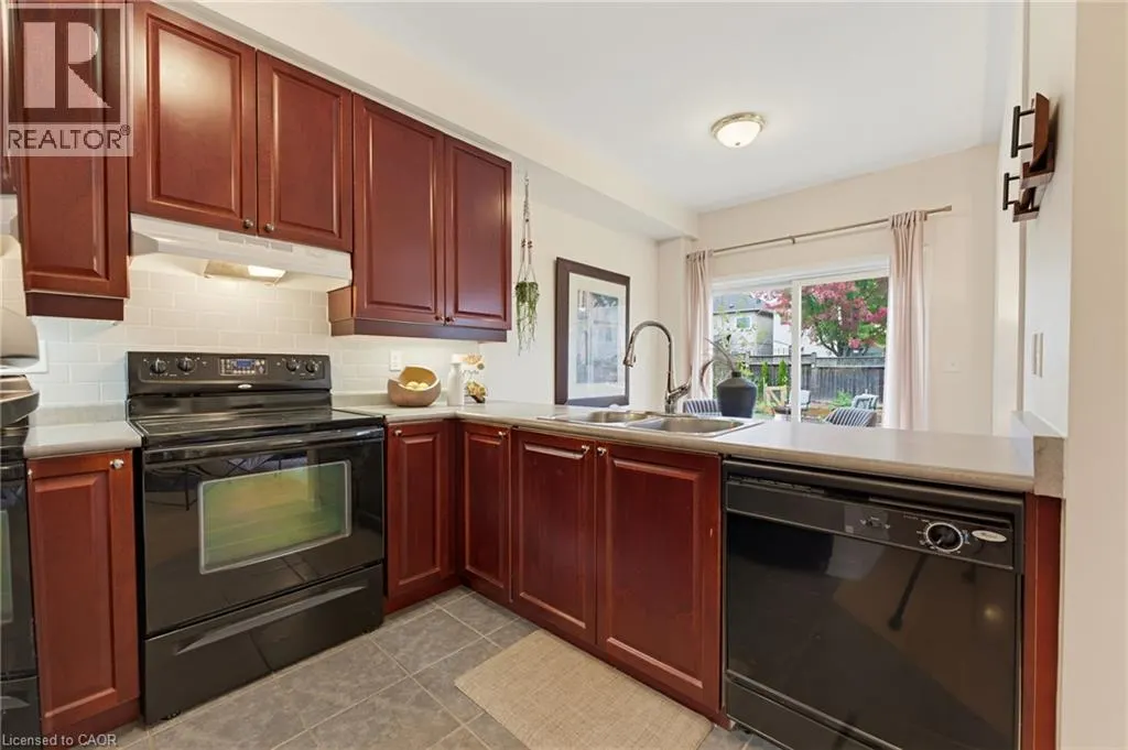 63 GOLDEN IRIS Crescent