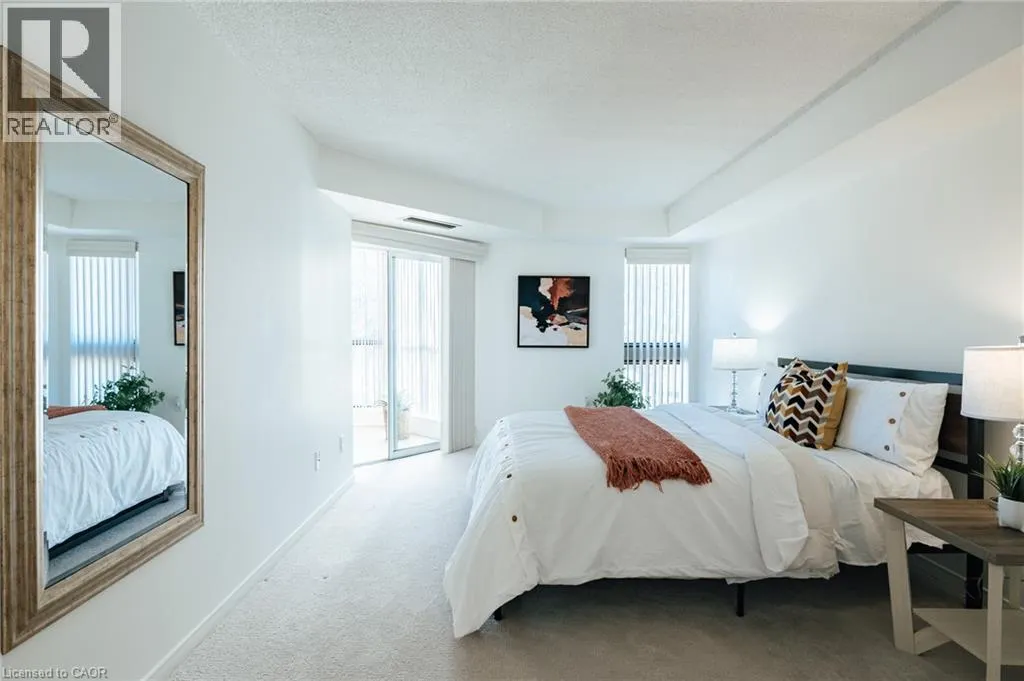 265 WESTCOURT Place Unit# 202 #202