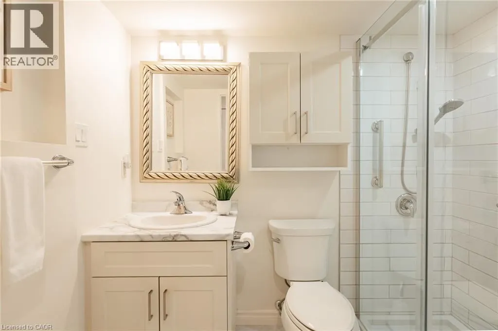 265 WESTCOURT Place Unit# 202 #202