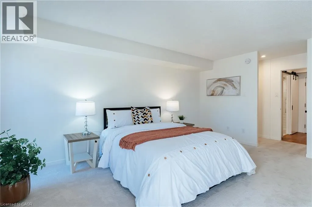 265 WESTCOURT Place Unit# 202 #202