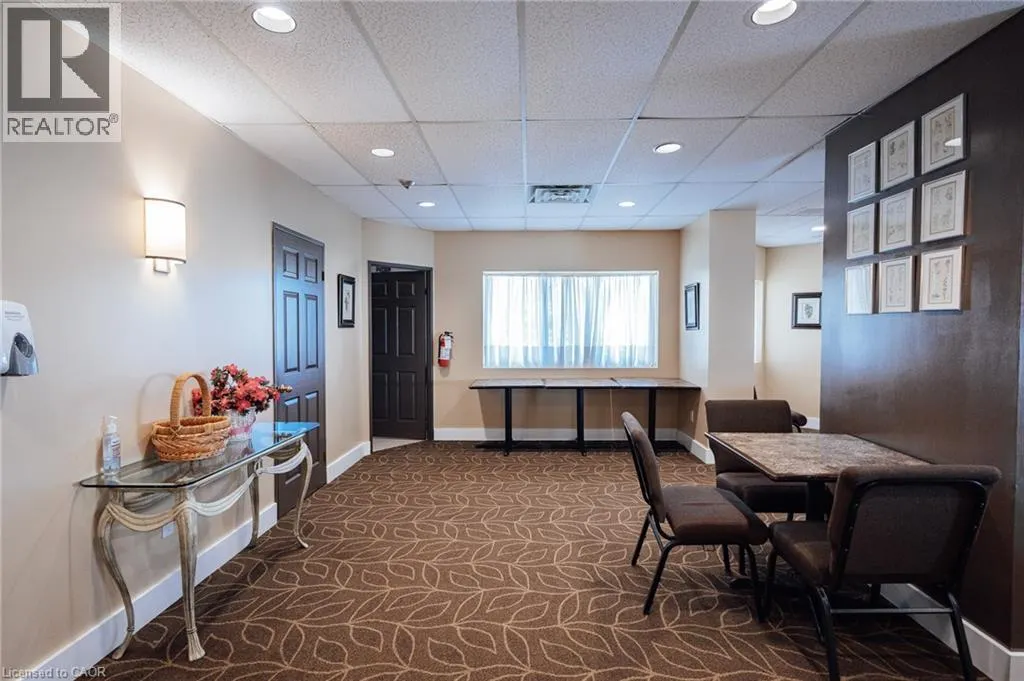 265 WESTCOURT Place Unit# 202 #202
