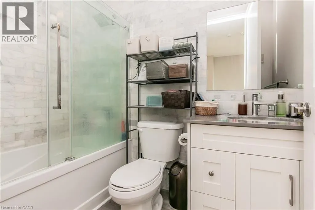 60 CHARLES Street W Unit# 2903 #2903