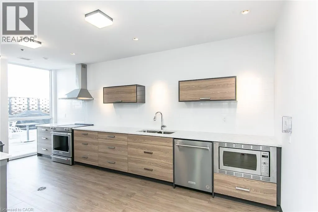 60 CHARLES Street W Unit# 2903 #2903