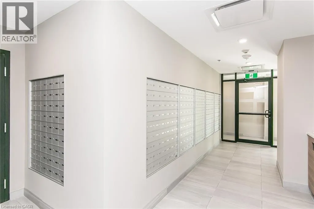 60 CHARLES Street W Unit# 2903 #2903