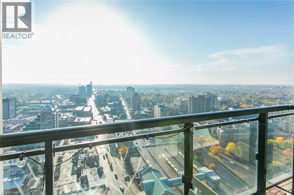 60 CHARLES Street W Unit# 2903 #2903