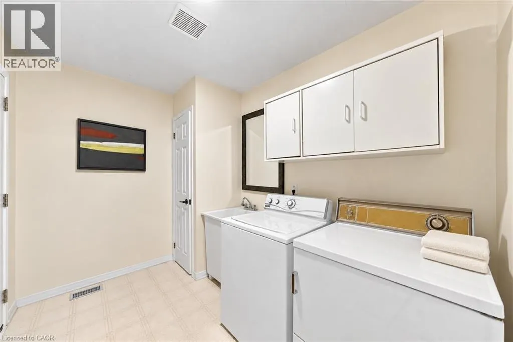 7 MILLINER Place