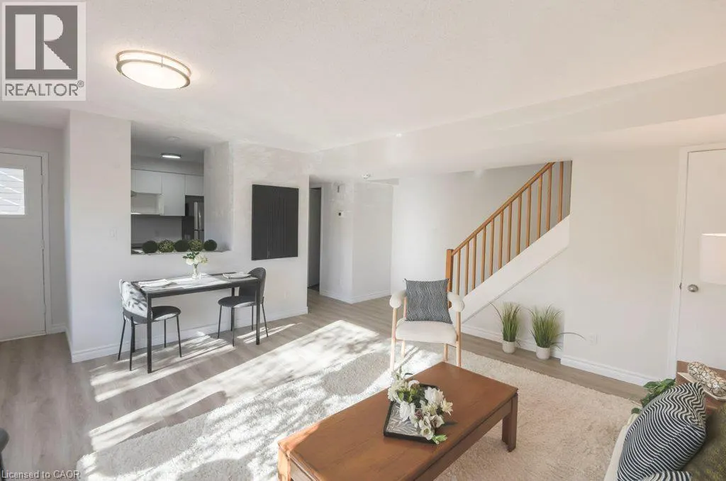 461 BEECHWOOD Place Unit# 52 #52