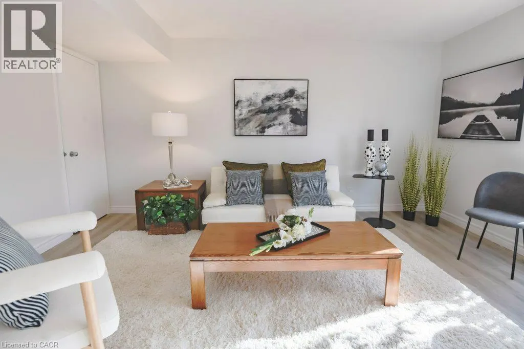 461 BEECHWOOD Place Unit# 52 #52