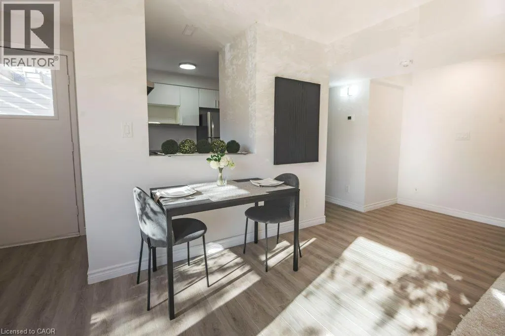 461 BEECHWOOD Place Unit# 52 #52