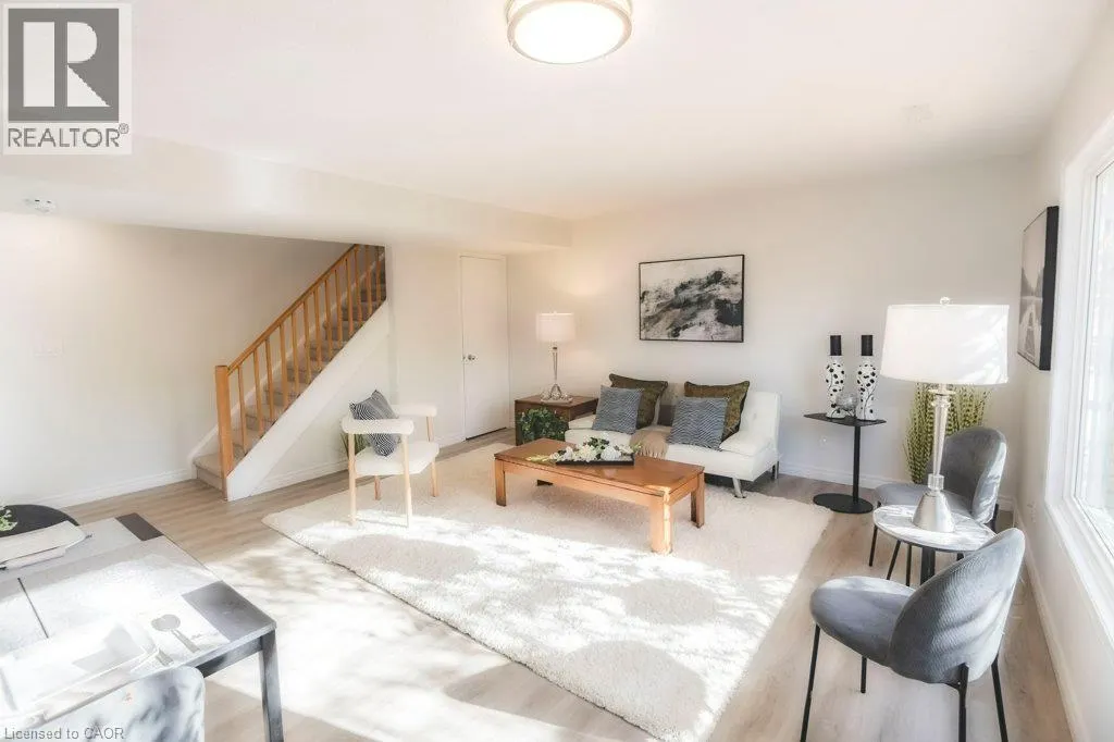 461 BEECHWOOD Place Unit# 52 #52