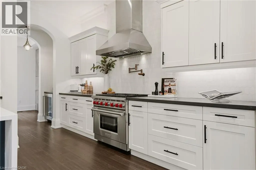 175 NORTH SHORE Boulevard W