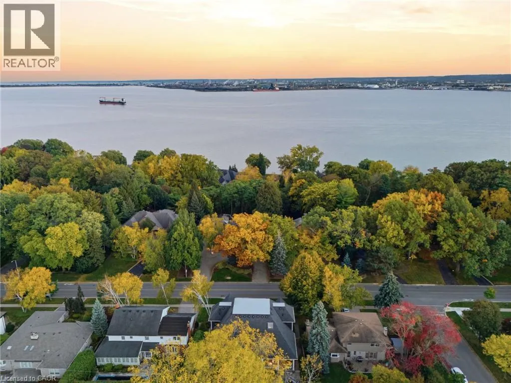 175 NORTH SHORE Boulevard W