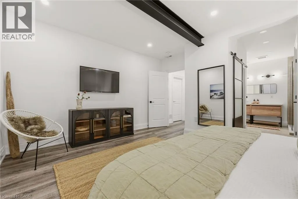 175 NORTH SHORE Boulevard W