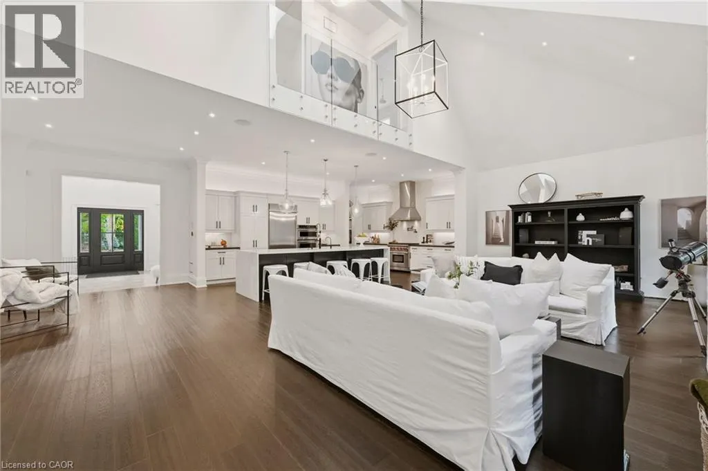 175 NORTH SHORE Boulevard W