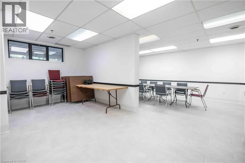 6 VILLAGE GREEN Boulevard Unit# 606 #606