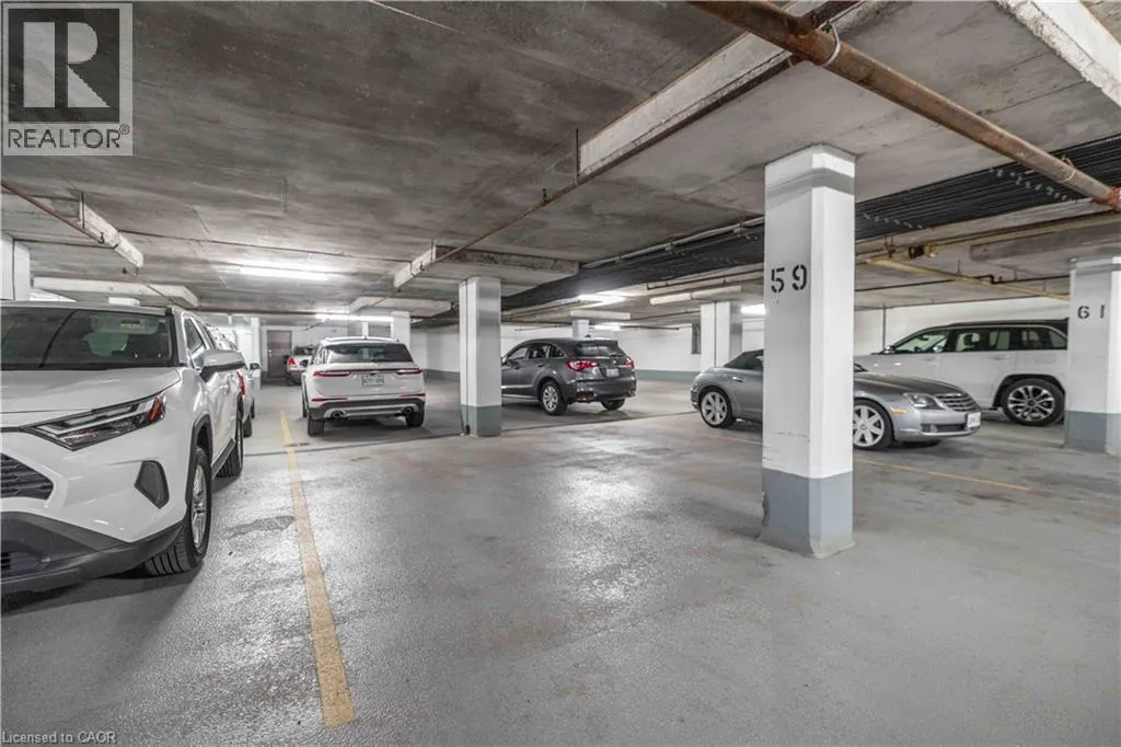 6 VILLAGE GREEN Boulevard Unit# 606 #606
