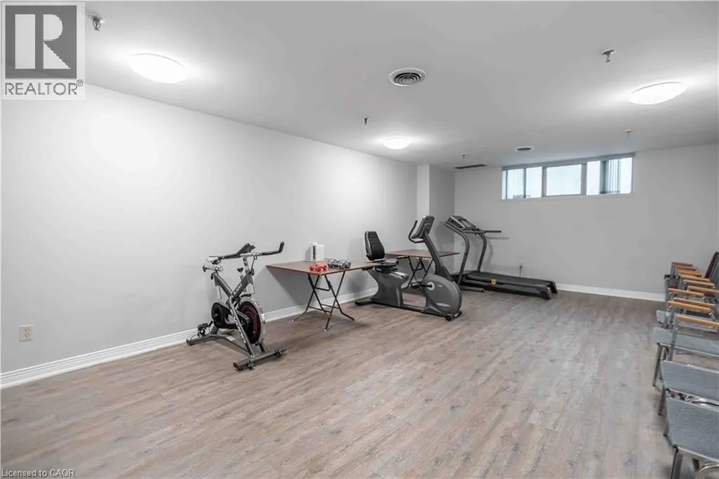 6 VILLAGE GREEN Boulevard Unit# 606 #606