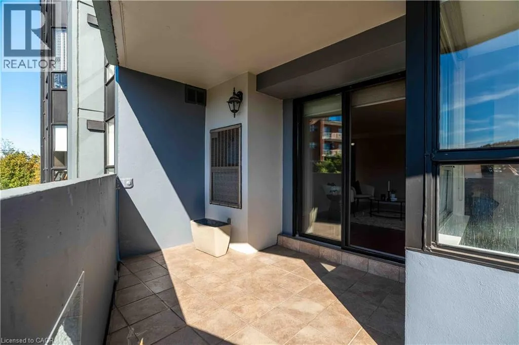 6 VILLAGE GREEN Boulevard Unit# 606 #606