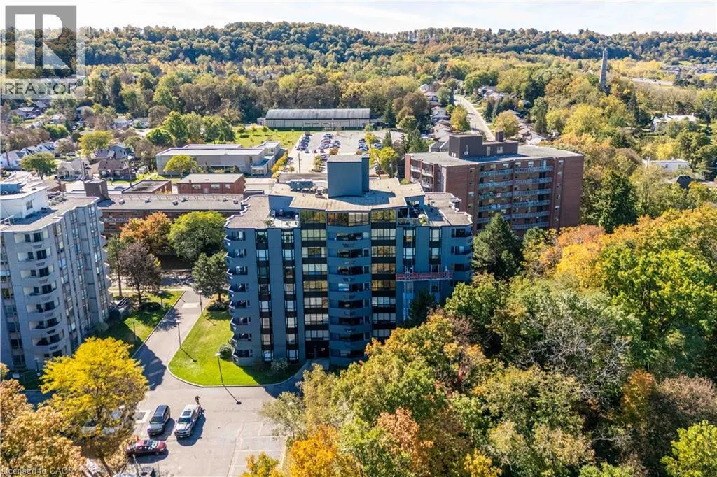6 VILLAGE GREEN Boulevard Unit# 606 #606