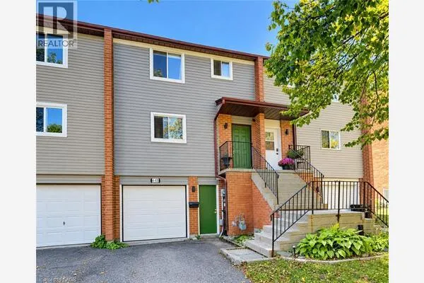 415 BAIRSTOW Crescent Unit# 4