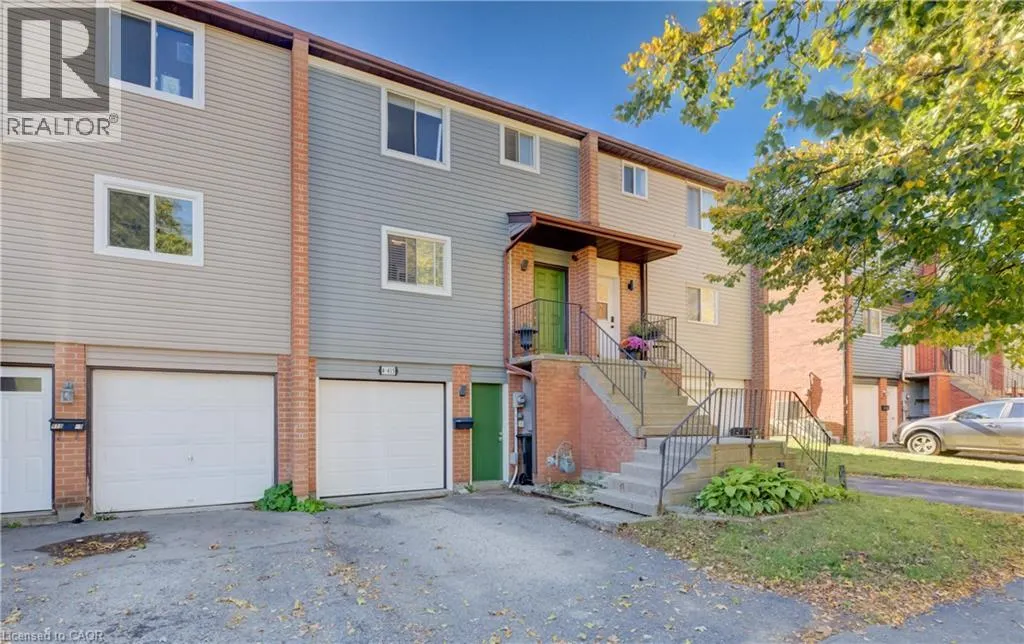 415 BAIRSTOW Crescent Unit# 4 #4
